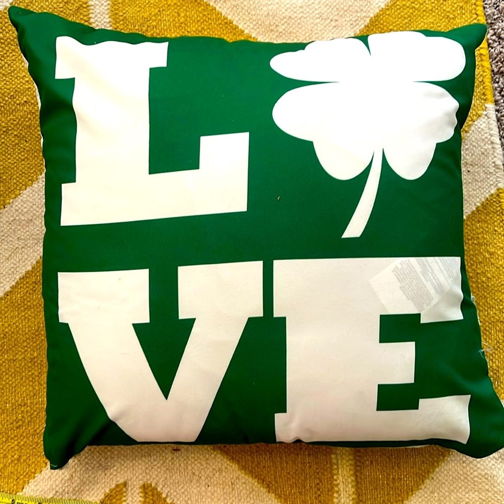 Love 4-H Clover Pillow